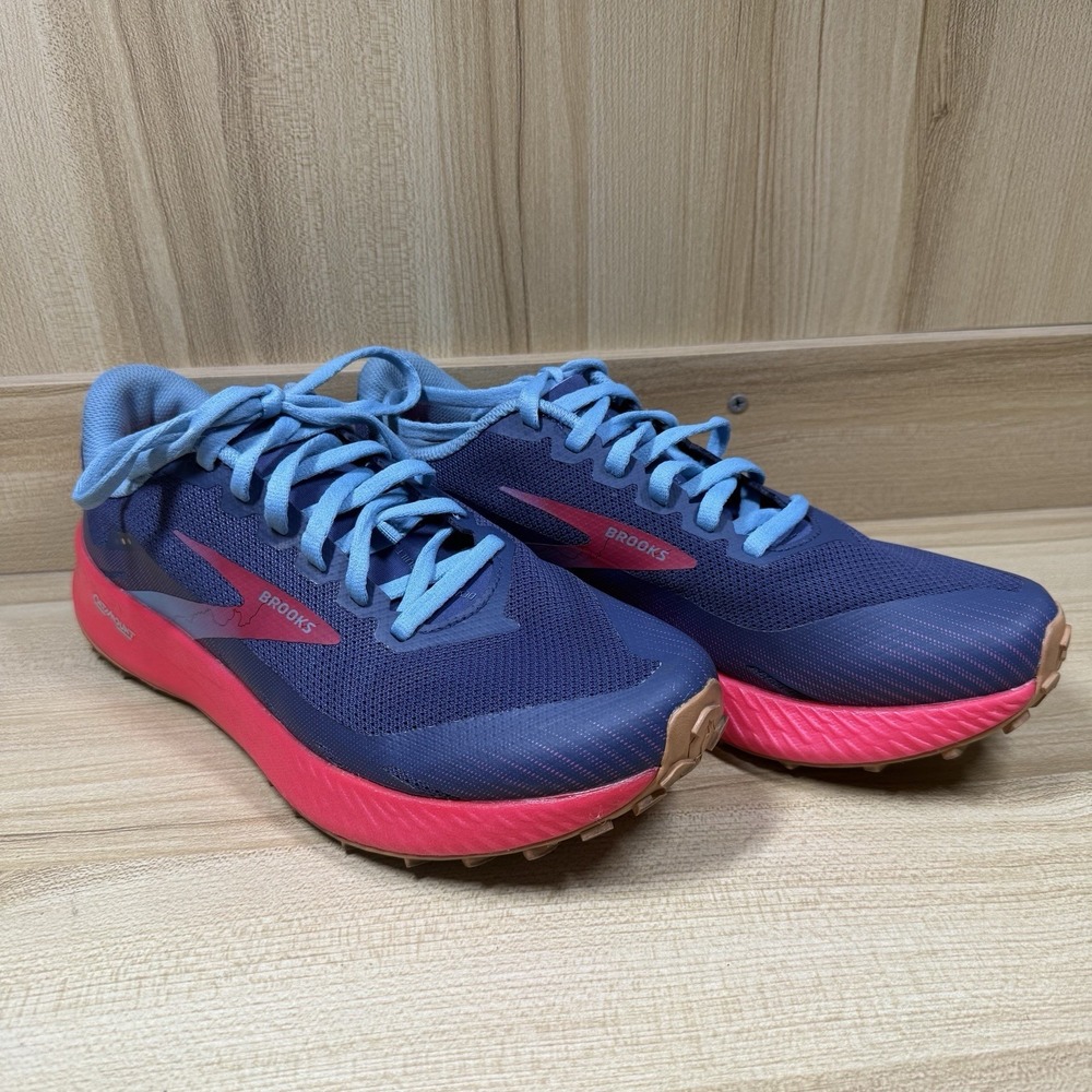 Brooks Catamount Trail Running Shoes Pink Blue Comfort Supportive Women's 9